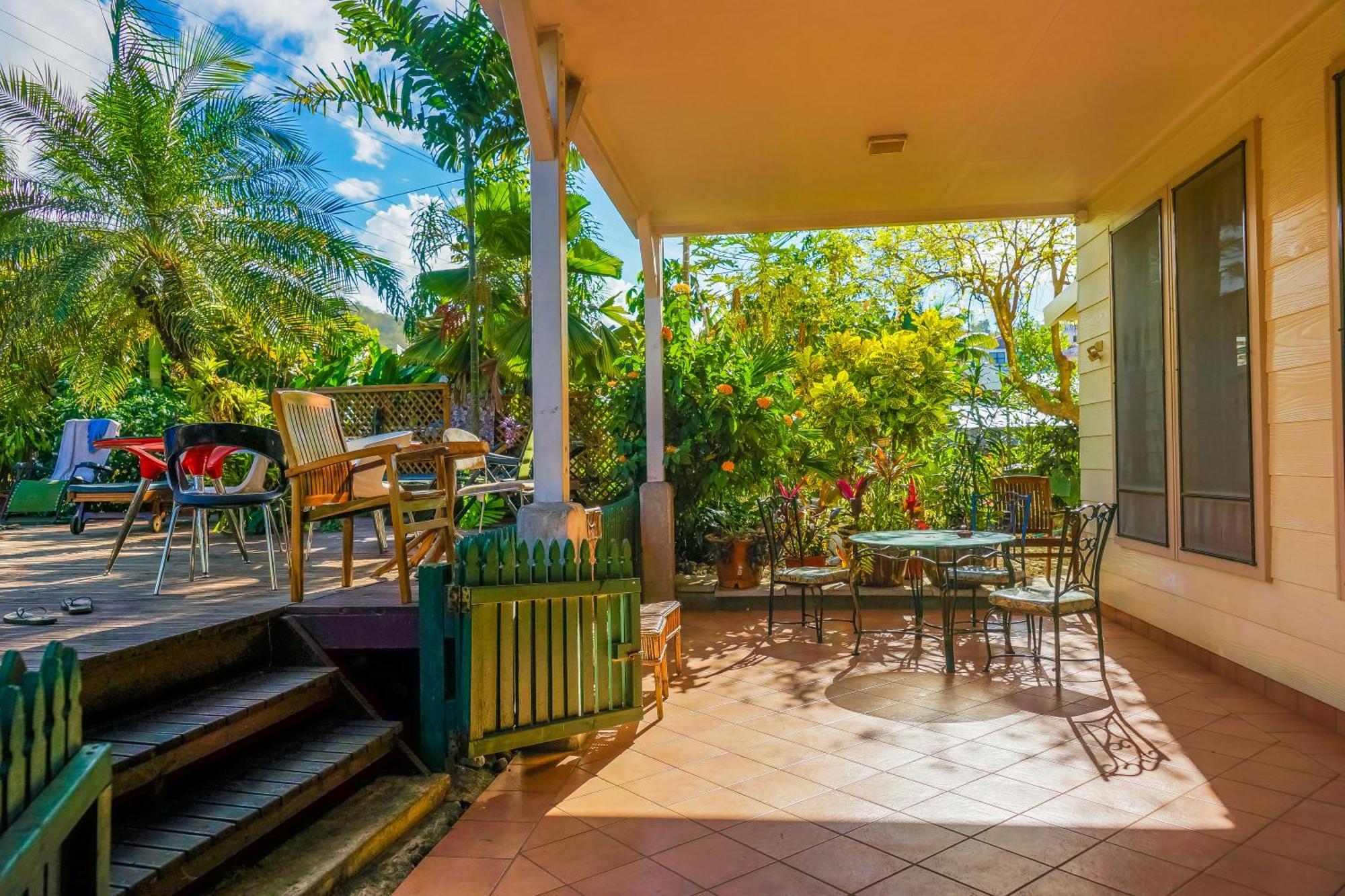 Lynn'S Getaway Hotel Apia Bagian luar foto