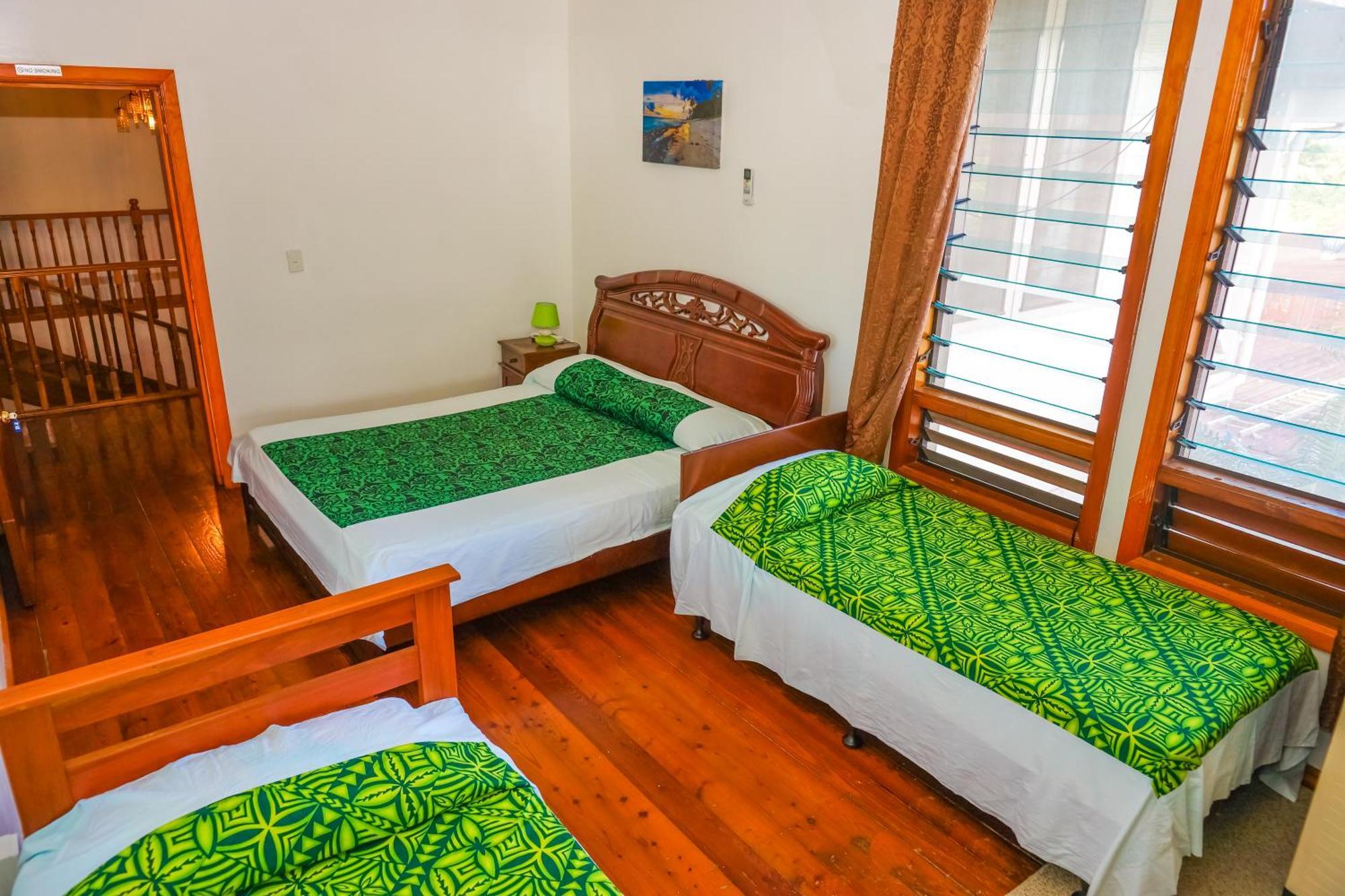 Lynn'S Getaway Hotel Apia Bagian luar foto