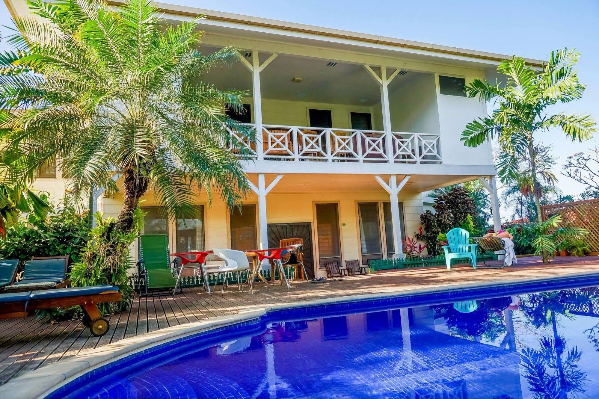 Lynn'S Getaway Hotel Apia Bagian luar foto